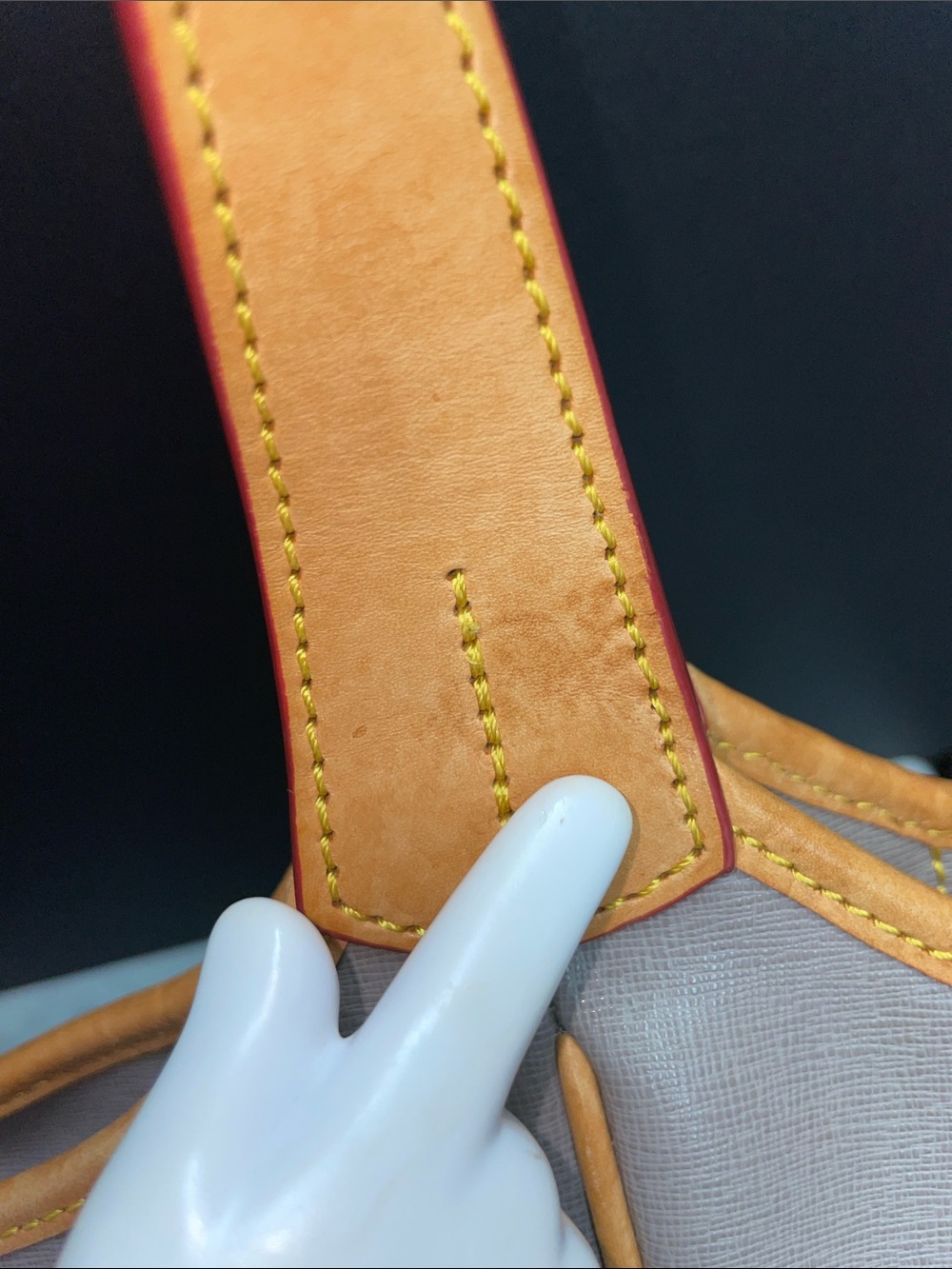 Dooney & Bourke ‘Maddie’ Hobo - Picture 6 of 16
